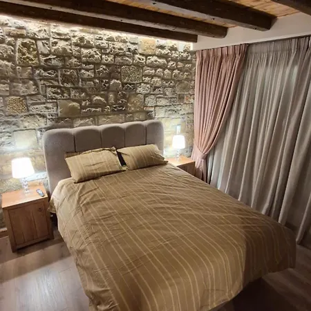 The House In The Cobbled Road Casa vacanze *